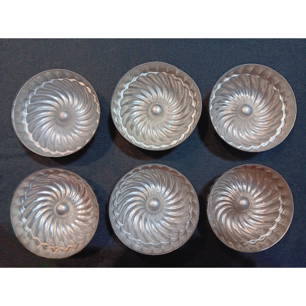 Vintage Aluminum Mini Jello Molds Set of 6 Silver Round Swirl Fluted 3.5 Inch - Picture 4 of 6